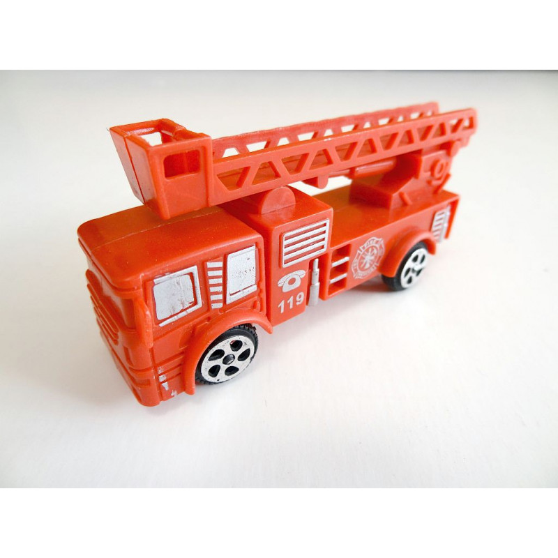 CAMION POMPIER 9CM