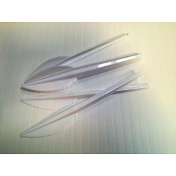 COUTEAUX  EN PLASTIQUE 165 mm x 50