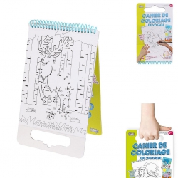 CAHIER DE COLORIAGE AVEC POIGNEE 24.3X15 CM